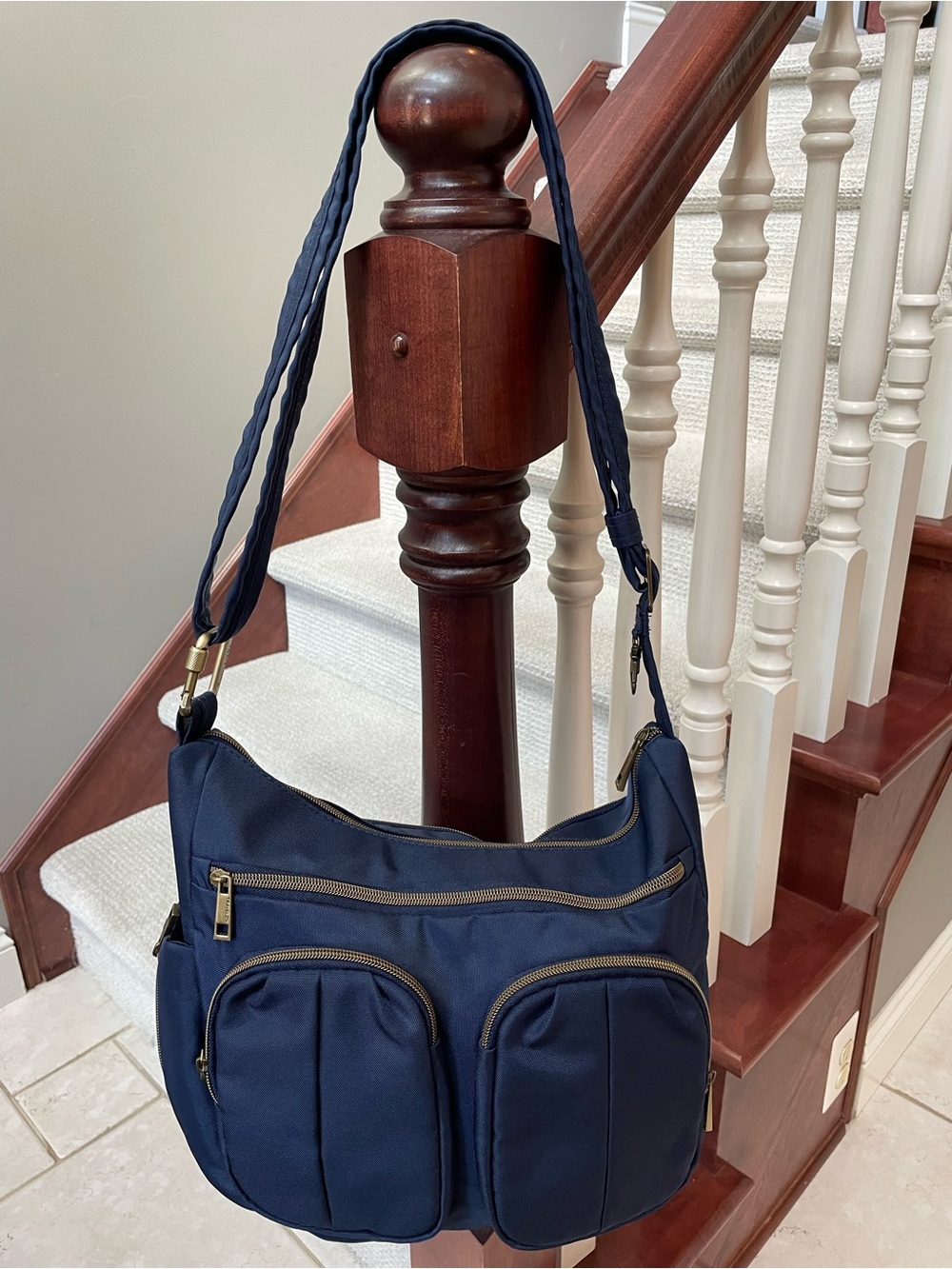 Travelon Anti-Theft Signature Twin Pocket Shoulder Crossbody Hobo Bag Travel